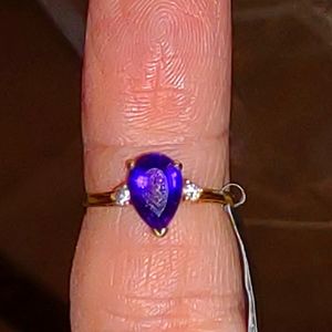 Beautiful 14k yellow gold ring